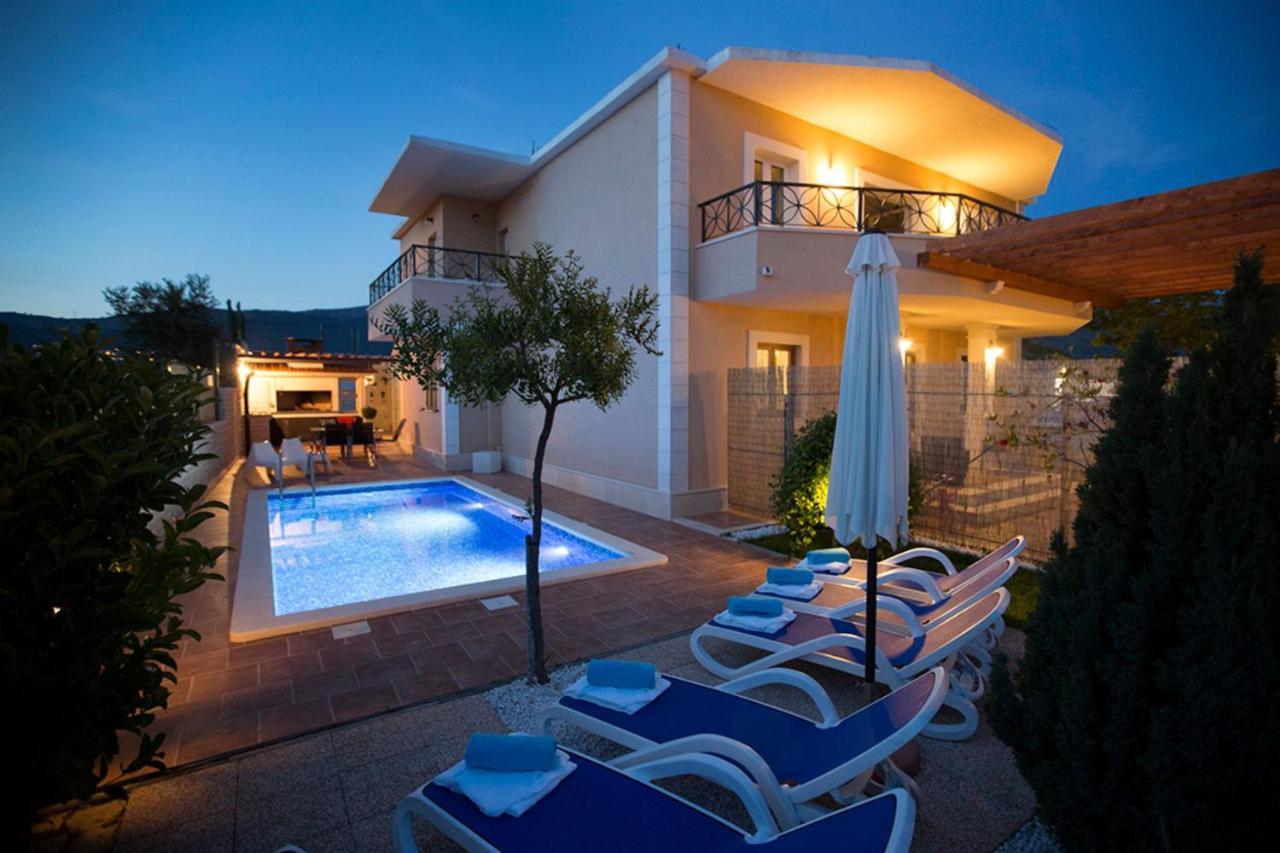 Apartment Sasso Split Exterior photo